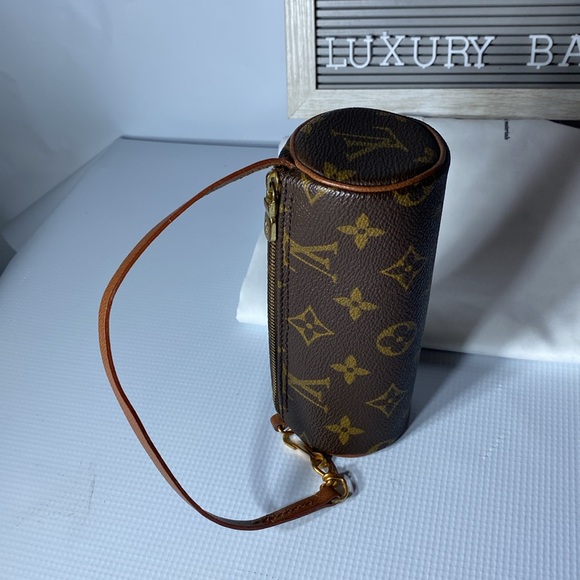 Louis Vuitton baby pappion small just right for a night on the town - Picture 2 of 4